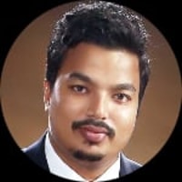 Profile photo of Captain Experiences guide Santosh