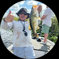 Profile photo of Captain Experiences guide Andrew
