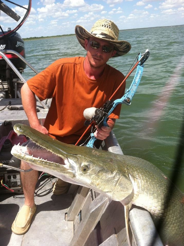 3 Day Alligator Gar Bowfishing In Houston