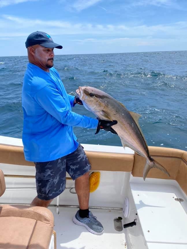 Offshore Adventure - 25' Sea Hunt In Orange Beach