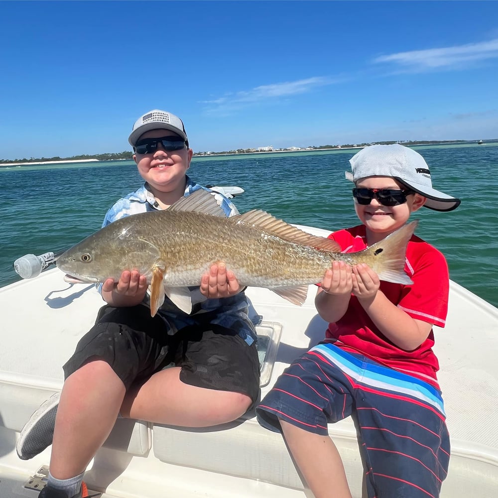 Kids Fishing - 25’ Sea Born In Panama City