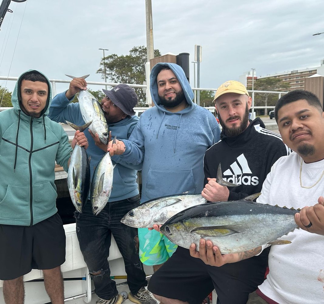 Trolling Trip - 30' Dusky In Pompano Beach