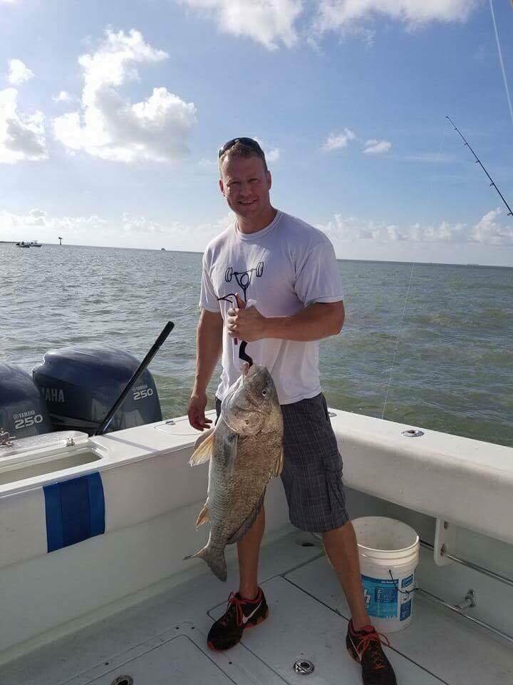 Bay Or Jetty: 25' Dusky Boat In Galveston