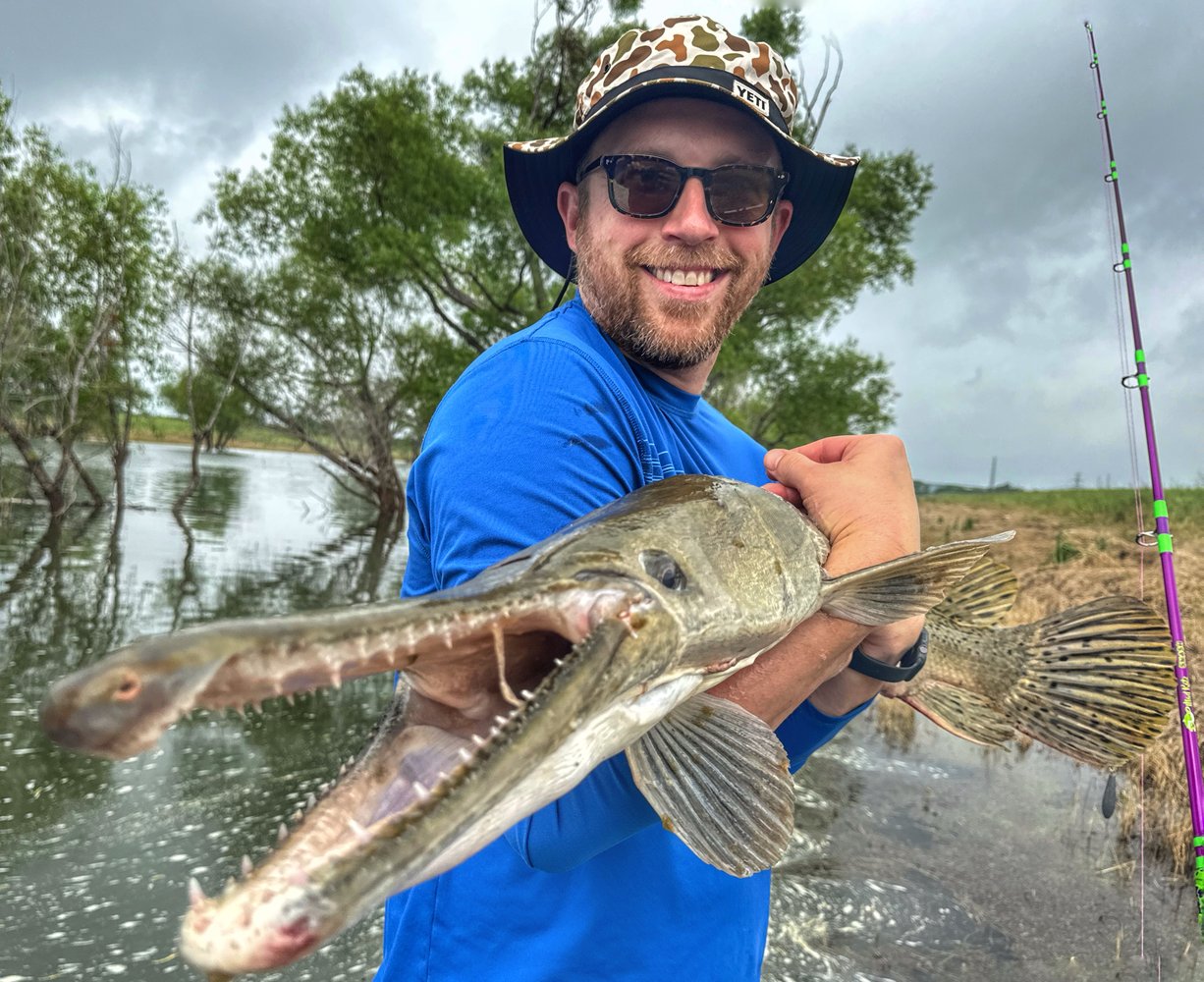 Giant Alligator Gar Adventure In Corsicana