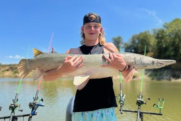 Giant Alligator Gar Adventure In Corsicana