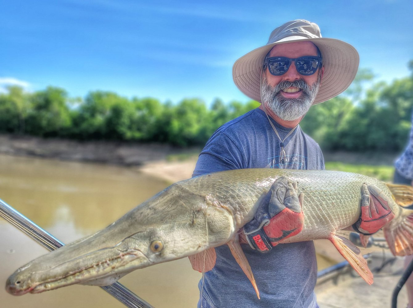 Giant Alligator Gar Adventure In Corsicana