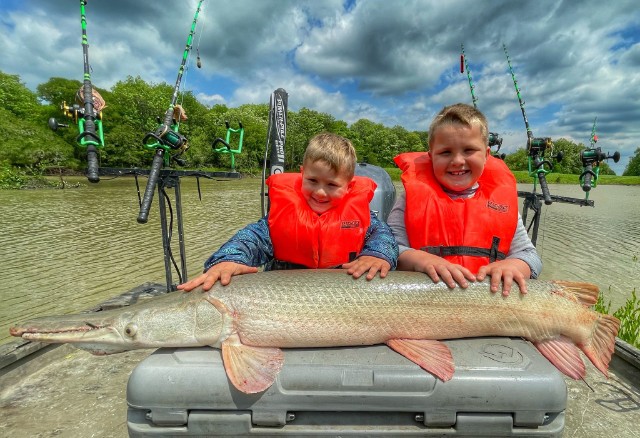 Giant Alligator Gar Adventure In Corsicana