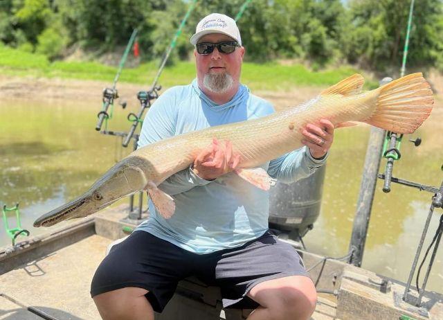 Giant Alligator Gar Adventure In Corsicana