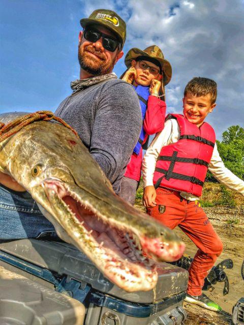 Giant Alligator Gar Adventure In Corsicana