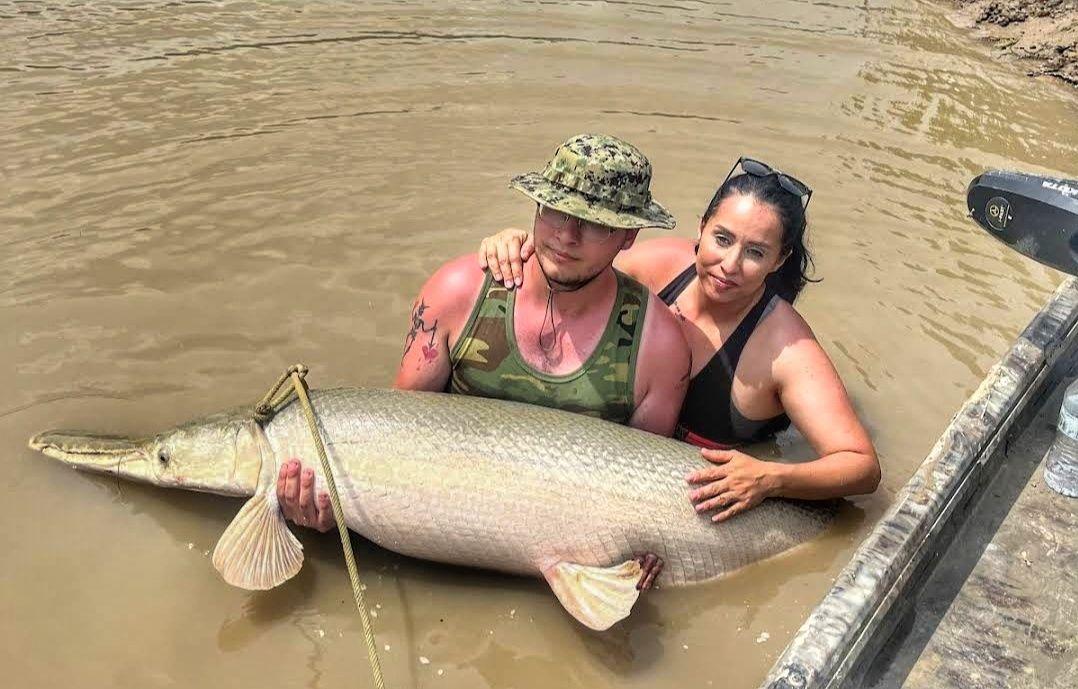 Giant Alligator Gar Adventure In Corsicana