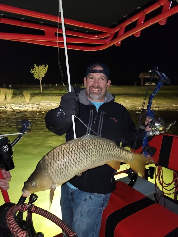 Texas Bowfishing Bonanza In Waco