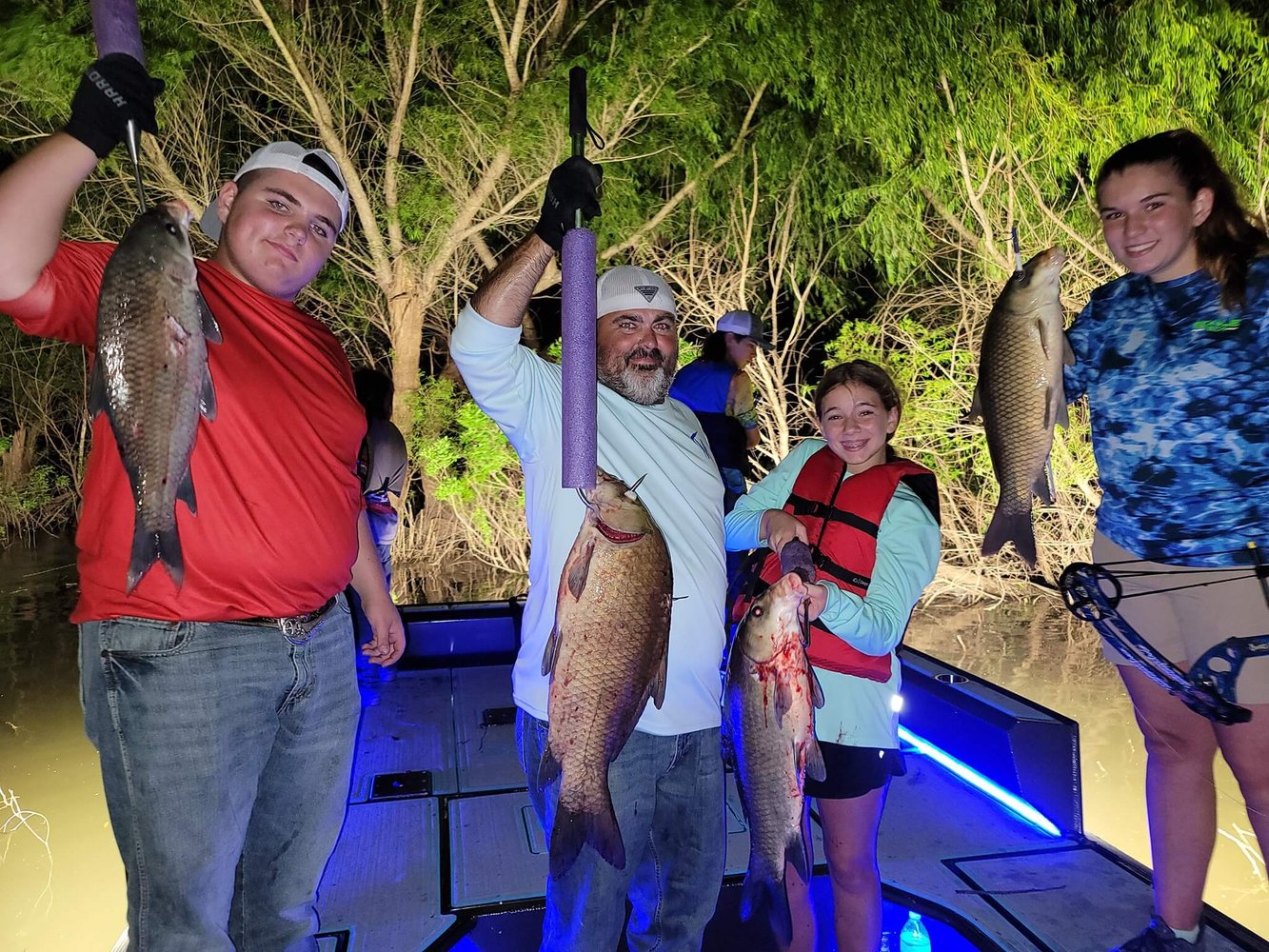 Texas Bowfishing Bonanza In Waco