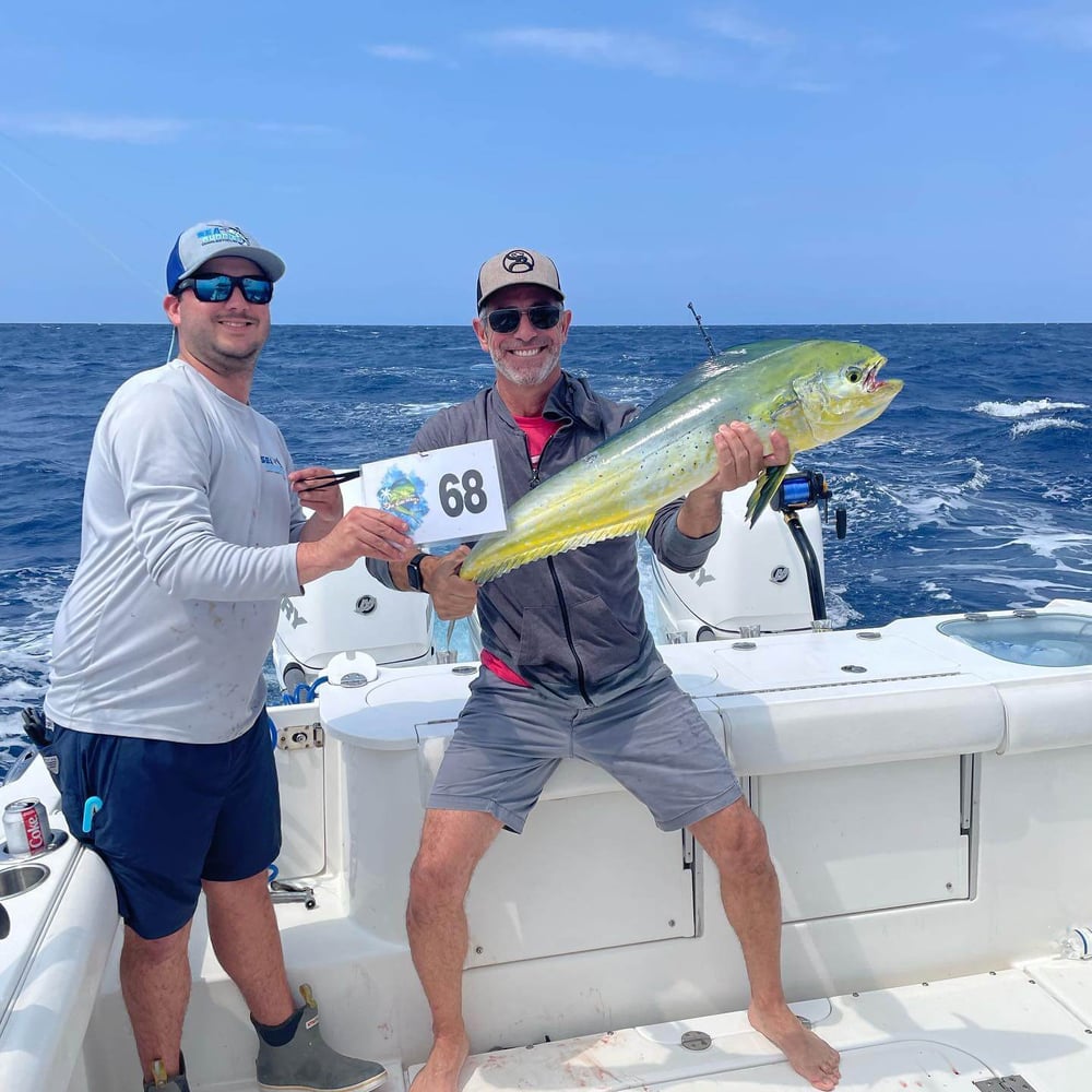 Trolling For Toads - 35’ Everglades In Mount Pleasant