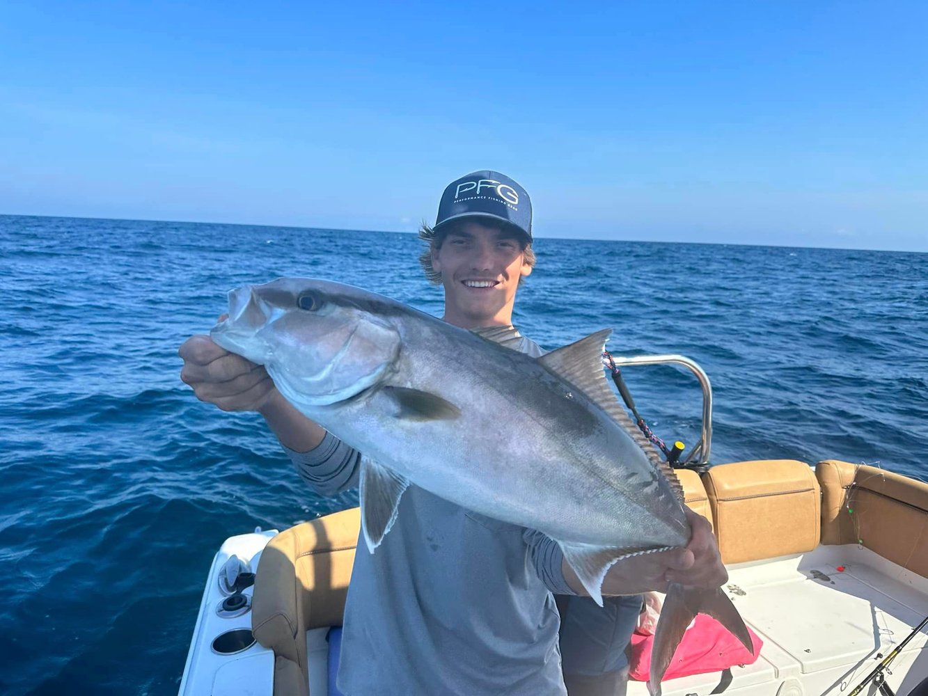 Offshore Adventure - 25' Sea Hunt In Orange Beach