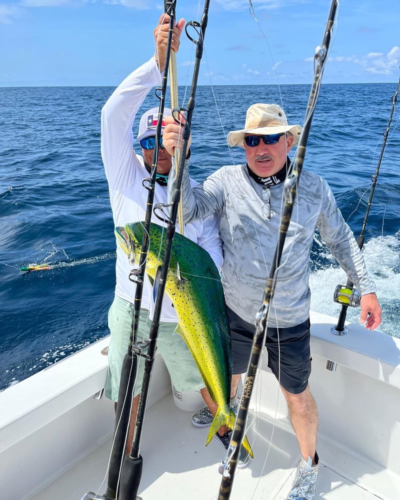 Quepos Sportfish Slam In Puerto Jiménez