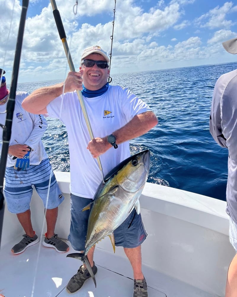 Quepos Sportfish Slam In Puerto Jiménez