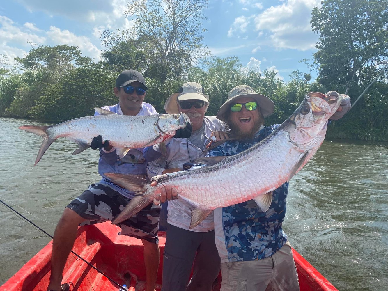 "Silver Kings" Tarpon Adventure In Sandy Bay Sirpi