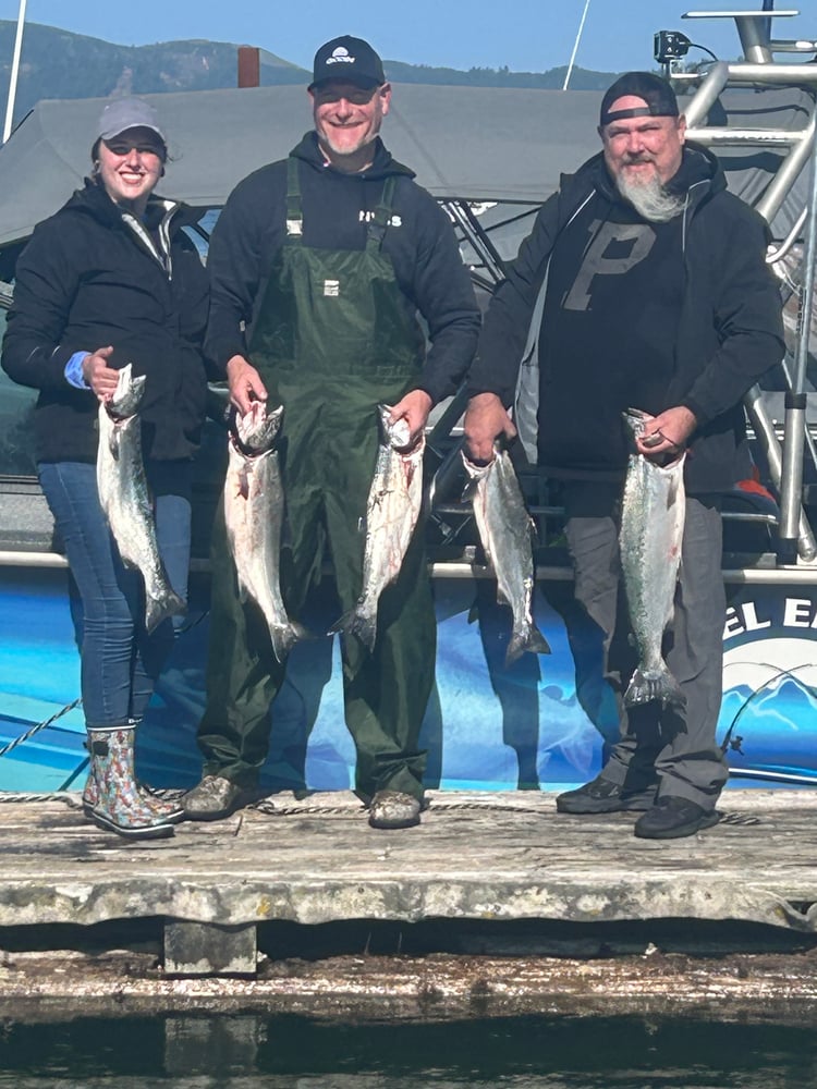 Astoria Salmon Fishing Trip At Buoy 10 In Warrenton