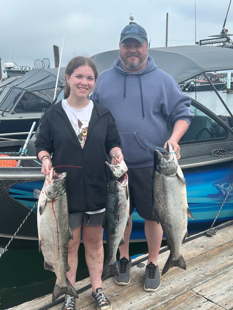 Astoria Salmon Fishing Trip At Buoy 10 In Warrenton