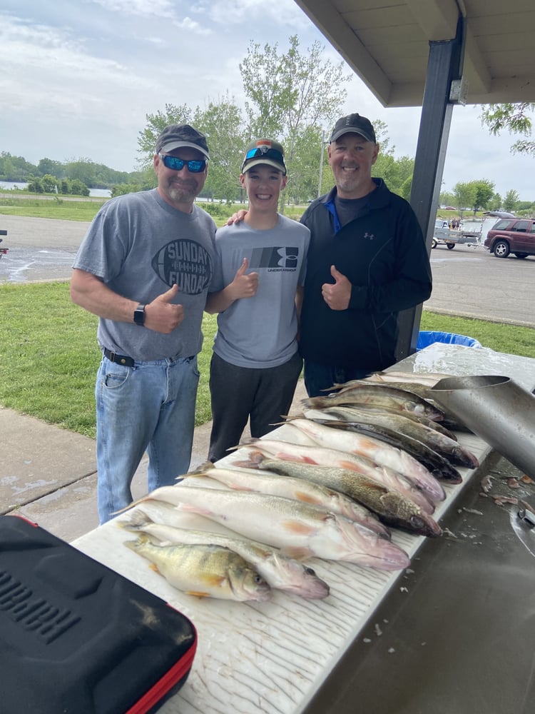 Lake Erie Walleye Hunt In Wyandotte