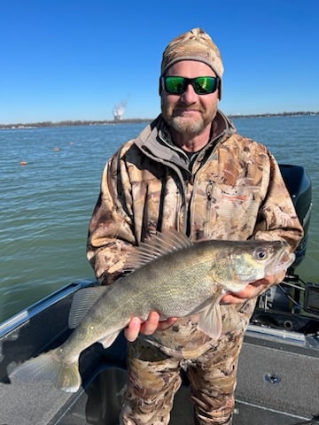 Lake Erie Walleye Hunt In Wyandotte