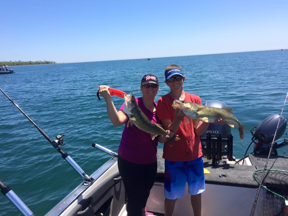 Lake Erie Walleye Hunt In Wyandotte