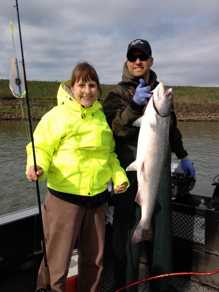 Columbia River Trophy Salmon In Portland