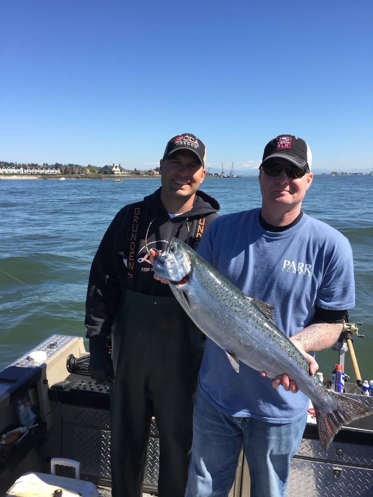 Columbia River Trophy Salmon In Portland