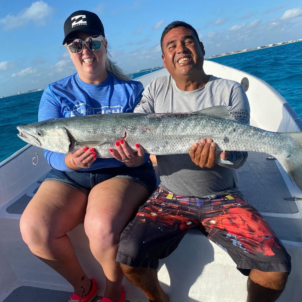 Nichupte Lagoon - 18’ Hell’s Bay In Cancún