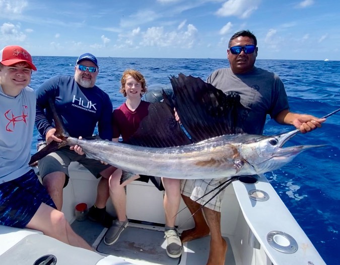 Cancun Offshore - 40’ Bertram In Cancún