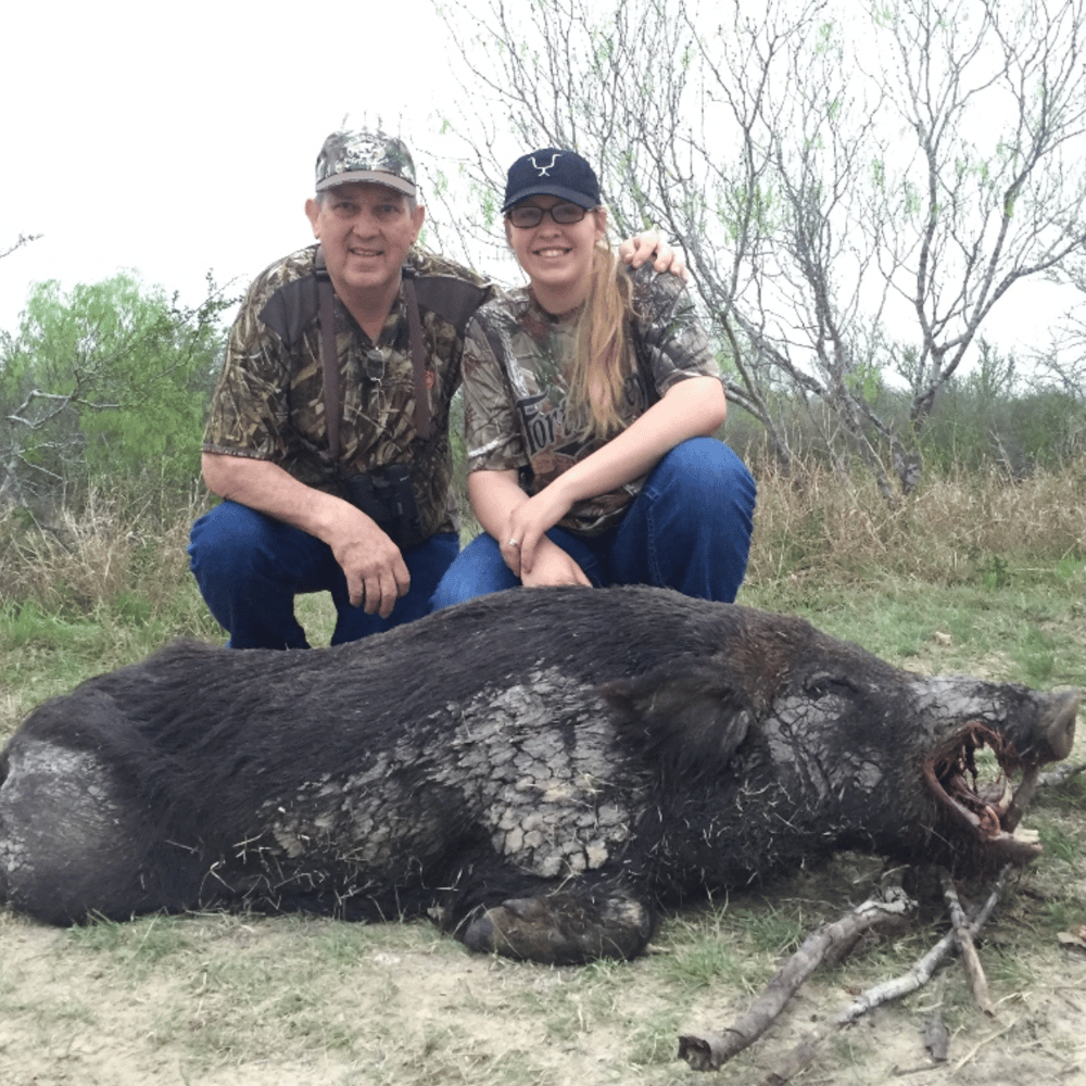 Hog Hunting Fun In Carrizo Springs