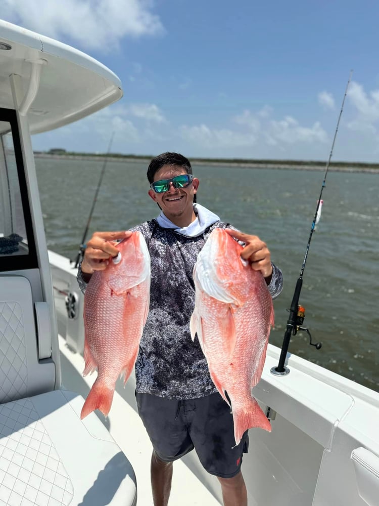 State Water Reef / Shrimp Boat / Rigs In Port Aransas