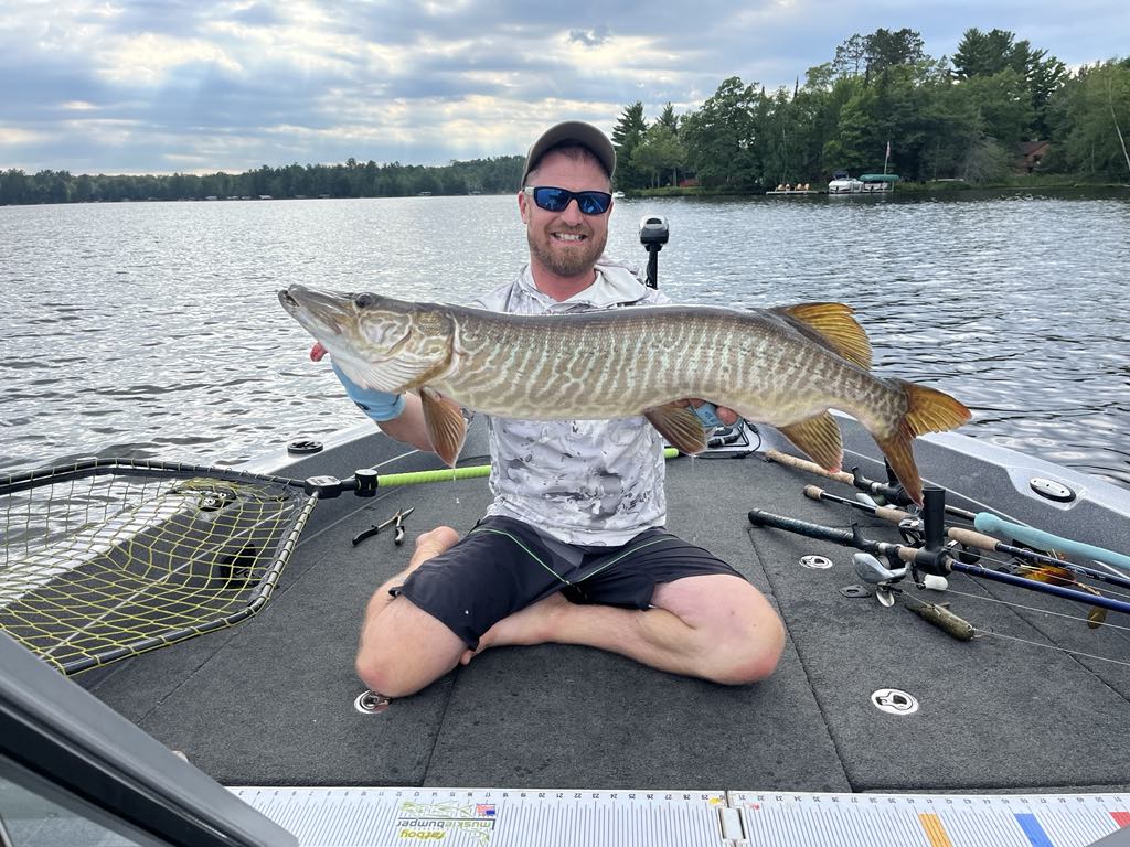 1/2 Day Musky Fishing In Eagle River