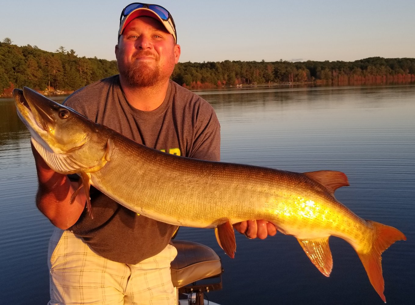 1/2 Day Musky Fishing In Eagle River