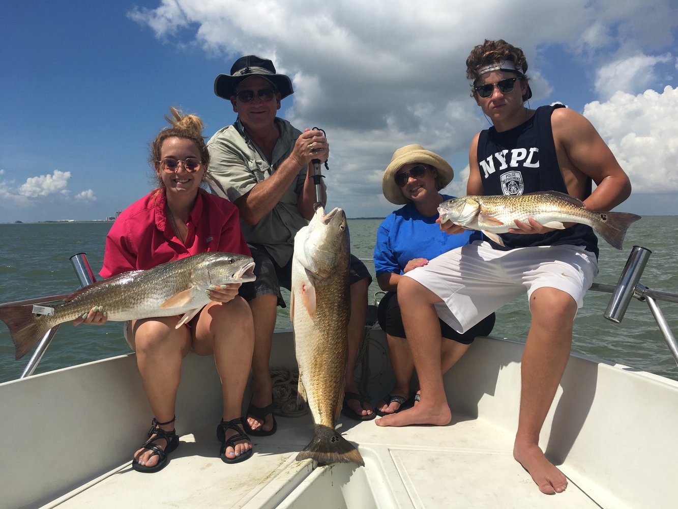 Bay/Jetty Fun! - 33' In Galveston