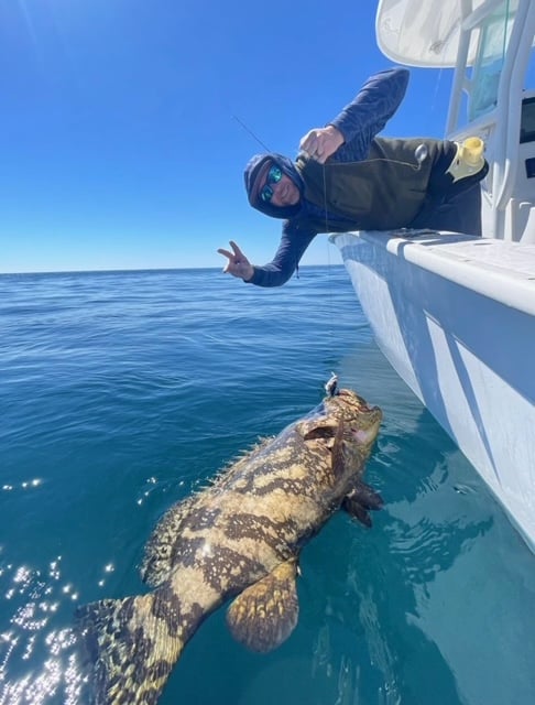 8 Hour Offshore Federal Boat In Destin