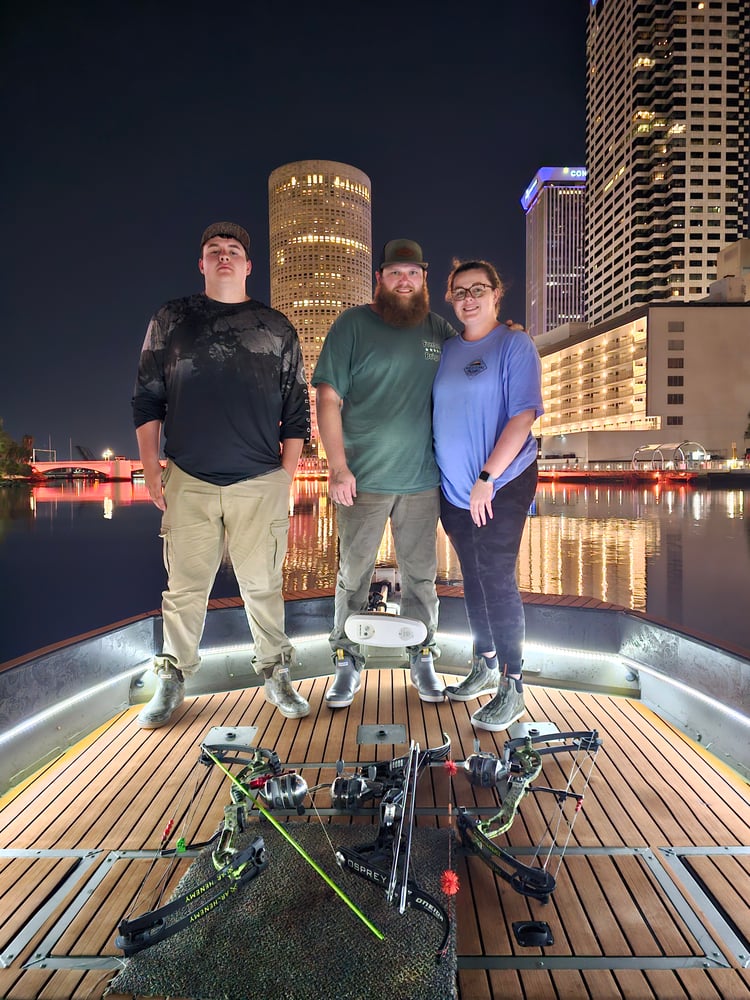 Family Bowfishing Outing In Tampa