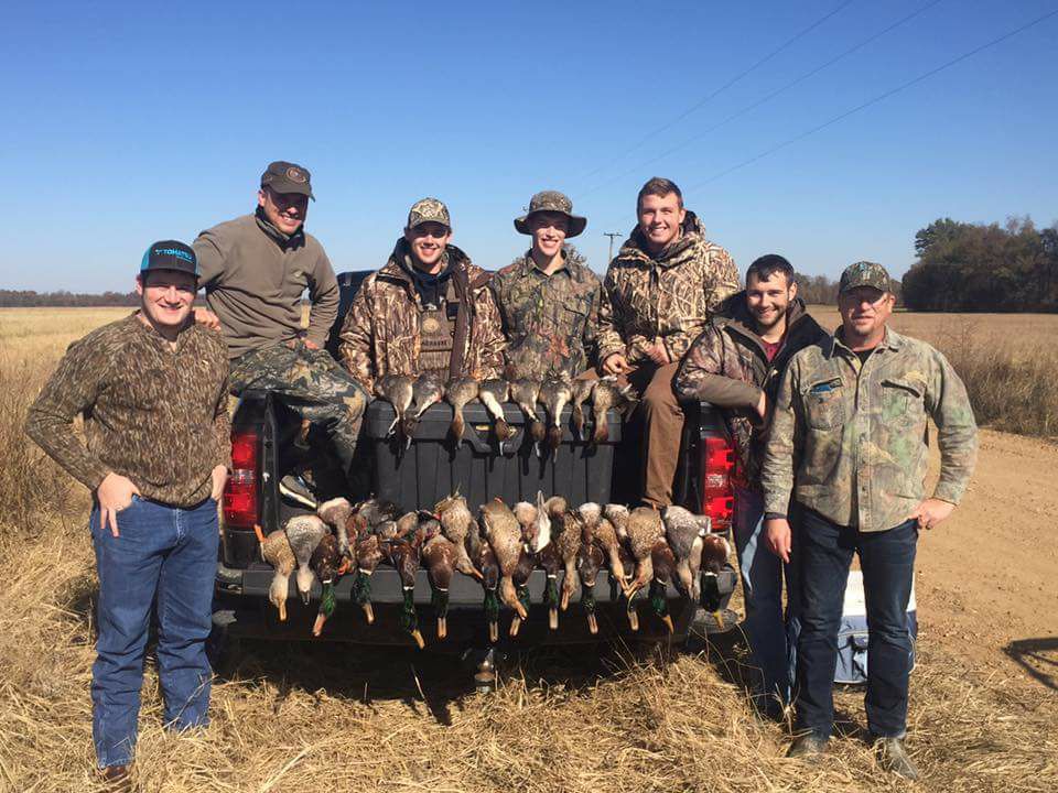 Duck Hunting W/ Lodging Available In Fisher