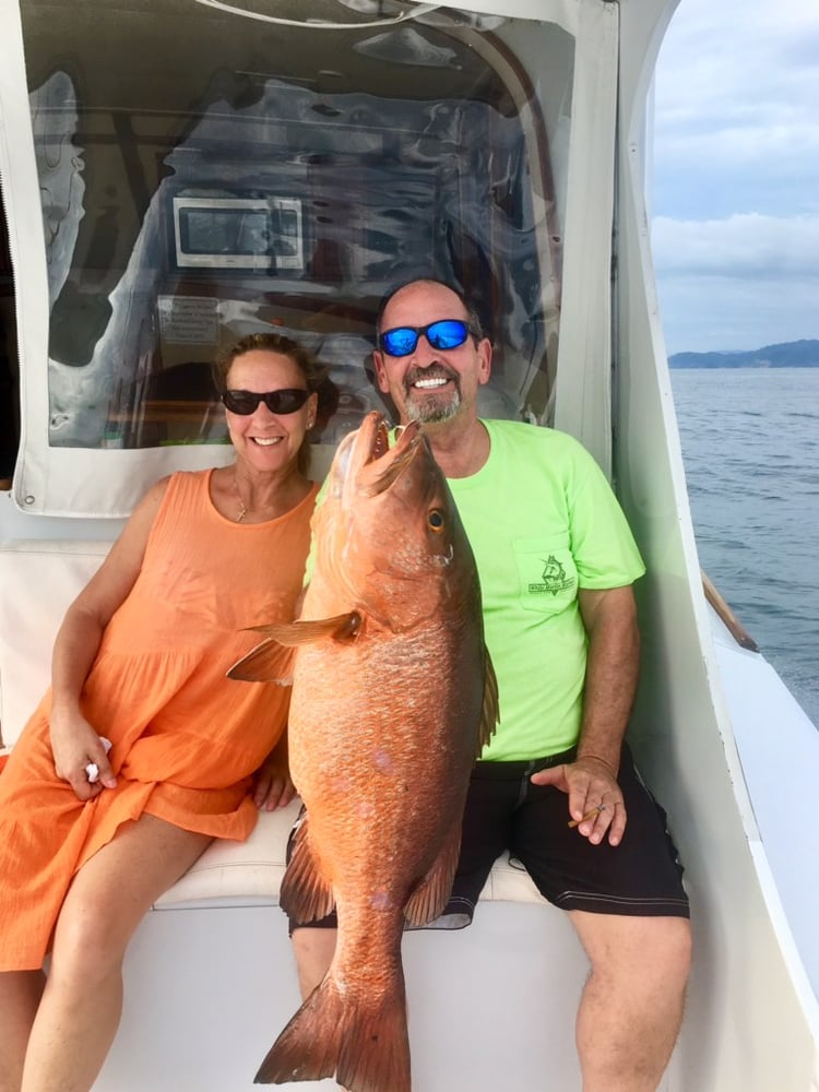 Costa Rica Bottom Fishing Experience In Playa Herradura