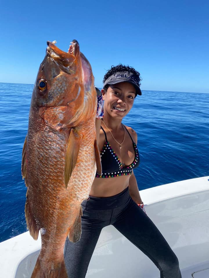 Costa Rica Bottom Fishing Experience In Playa Herradura