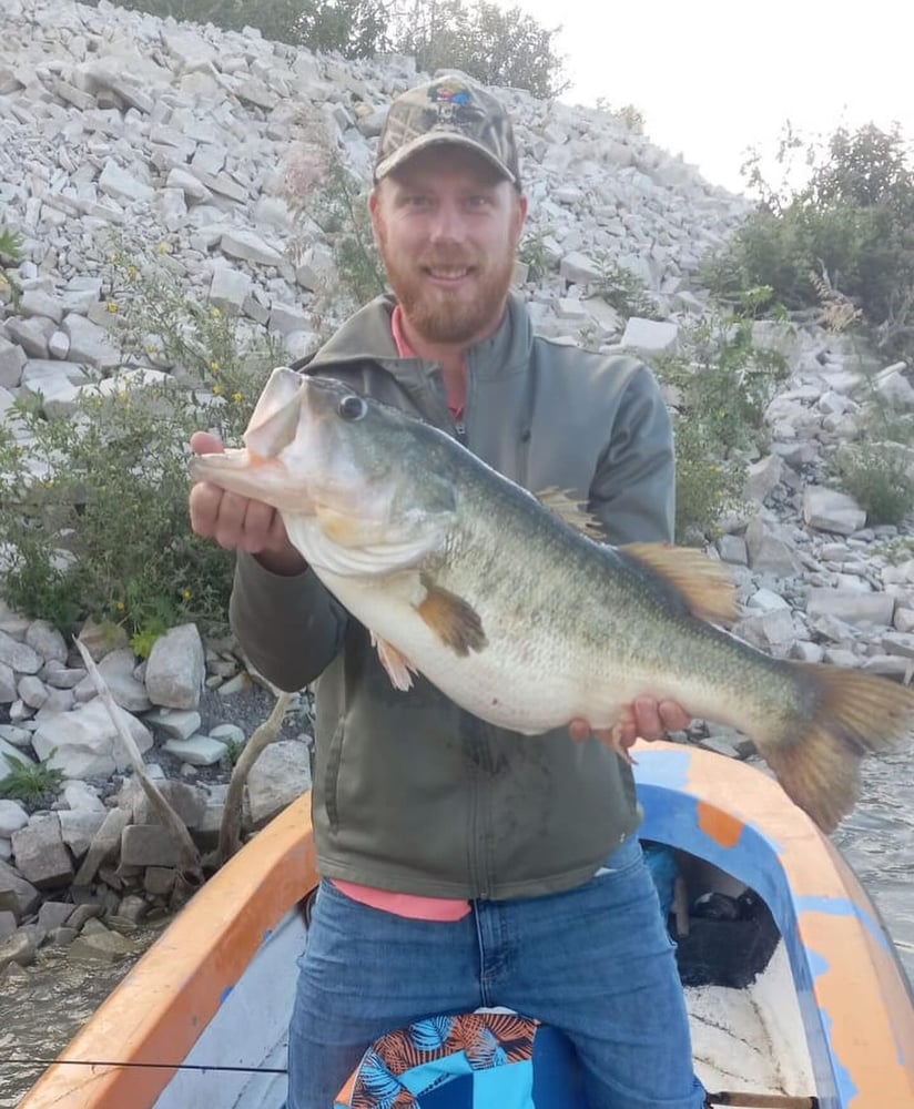 Lake Guerrero Trophy Bass Fishing In El Camotal