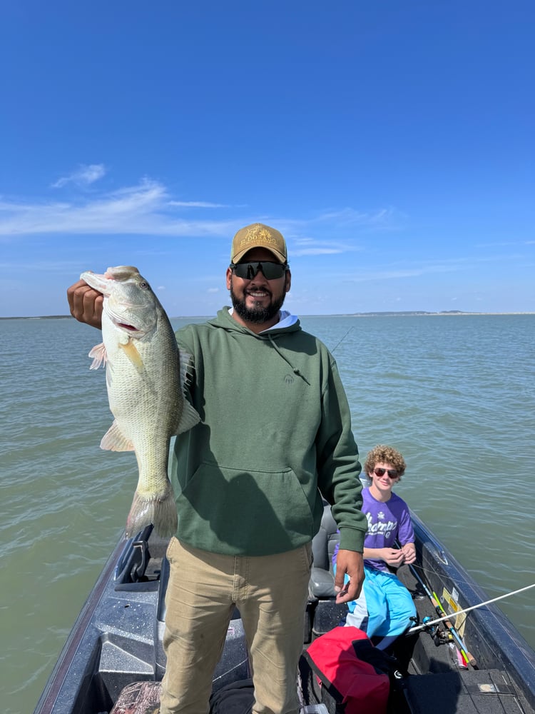 Lake Guerrero Trophy Bass Fishing In El Camotal