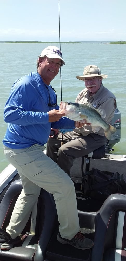 Lake Guerrero Trophy Bass Fishing In El Camotal