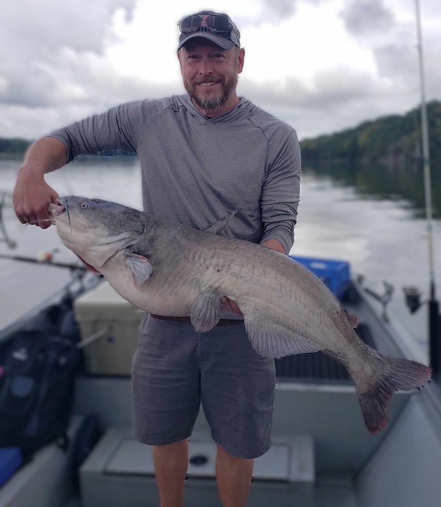 Tennessee River Fishing Trip In Chattanooga