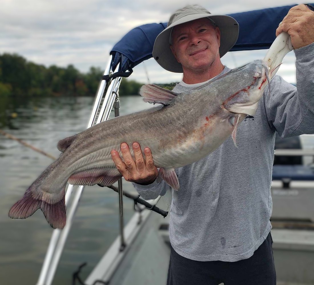 Tennessee River Fishing Trip In Chattanooga