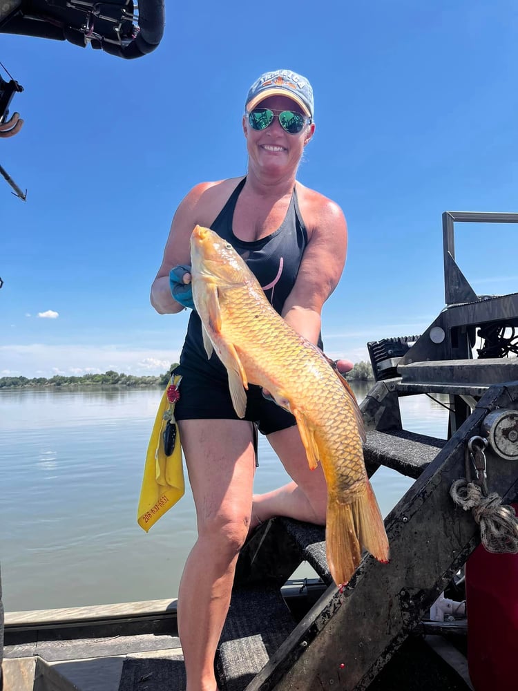 Lower Snake River Bow Fishing In Meridian