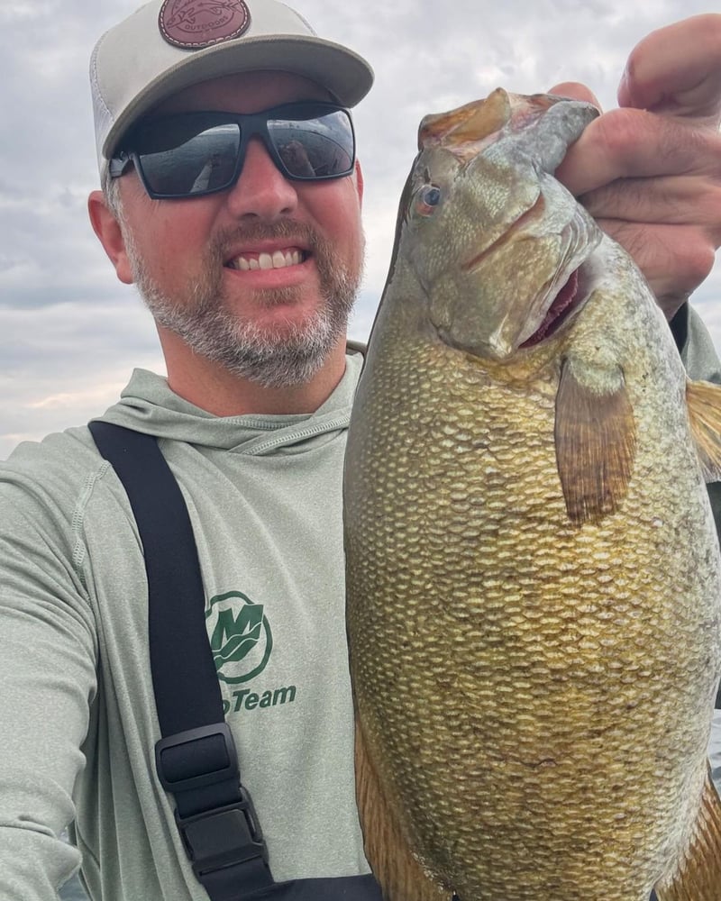 Pro Bass Adventure: Fish Arkansas' Top Lakes In Hot Springs