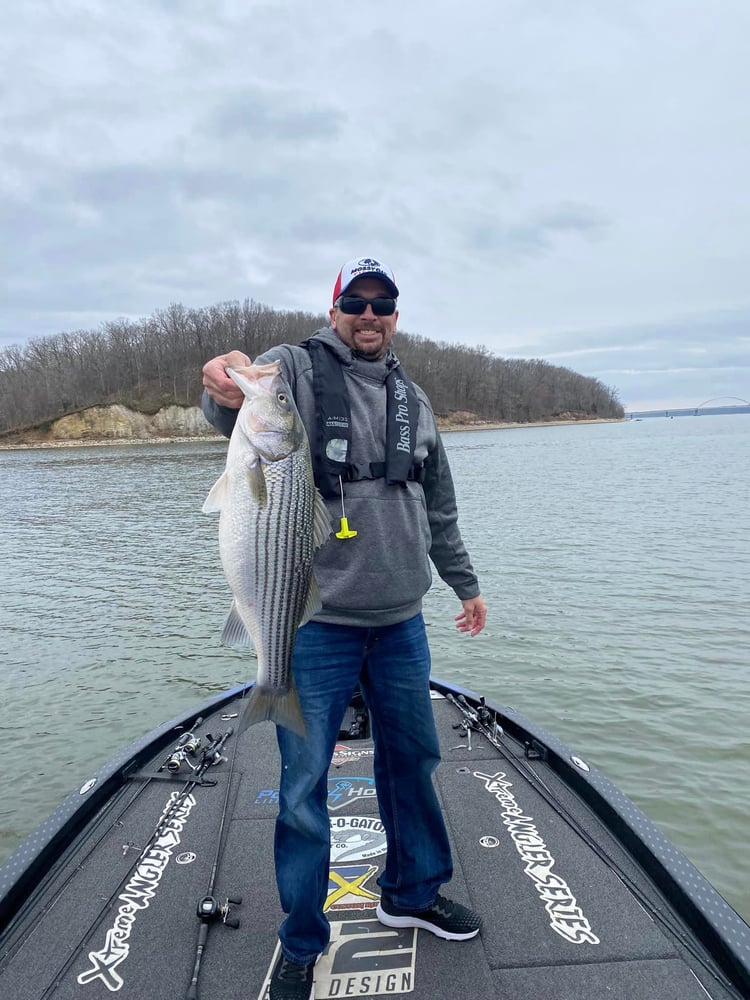 Fishing Lake Of The Ozarks With A Pro In Lake Ozark