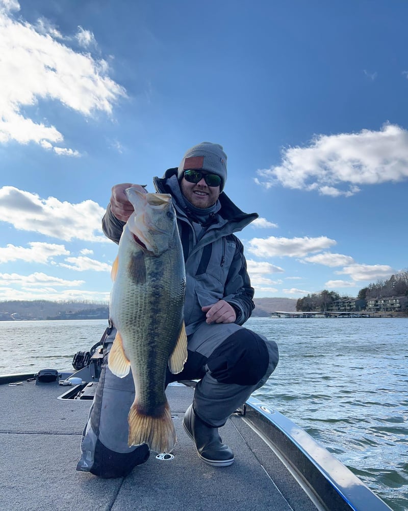 Fishing Lake Of The Ozarks With A Pro In Lake Ozark