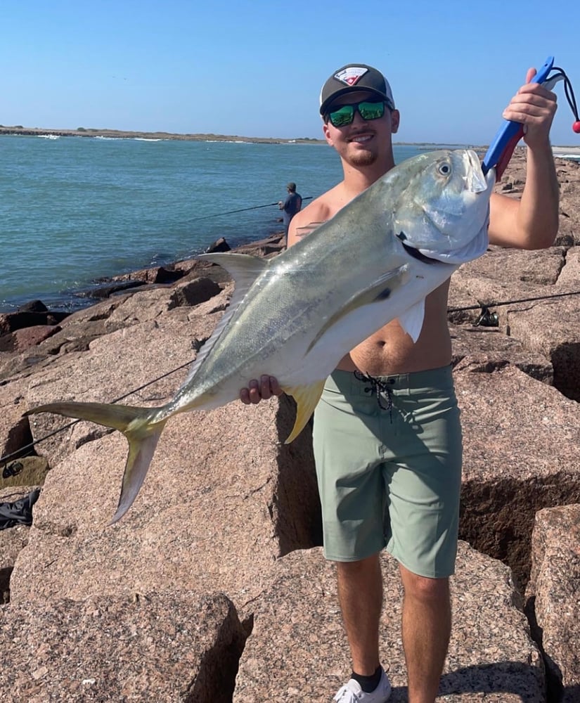 Bull Red Jetty Adventure In Port Aransas